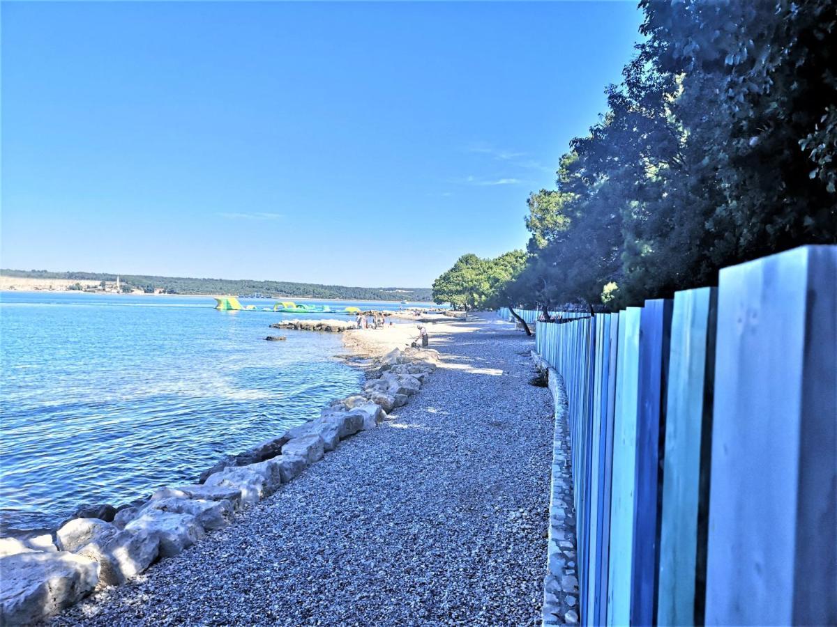 West Coast Mobilhome With Xxl Terrace Tar-Vabriga Zewnętrze zdjęcie